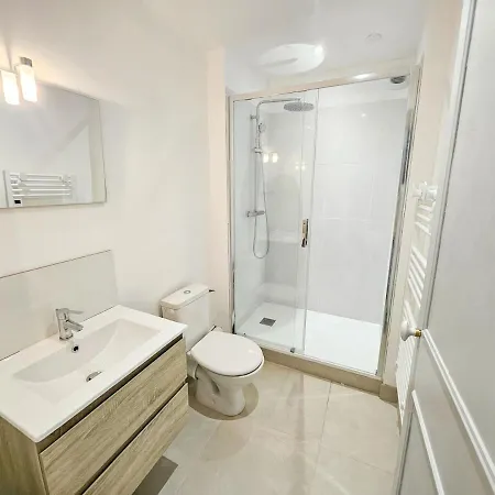 Maison Valois 4 Apartment *